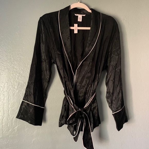 NWT Victoria's Secret Black Satin Logo Wrap Top - Picture 2 of 4